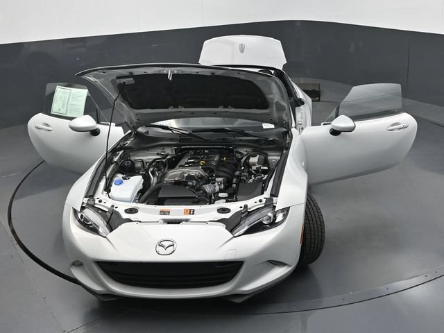 Used 2019 MAZDA MX-5 Miata RF Grand Touring RWD image 38