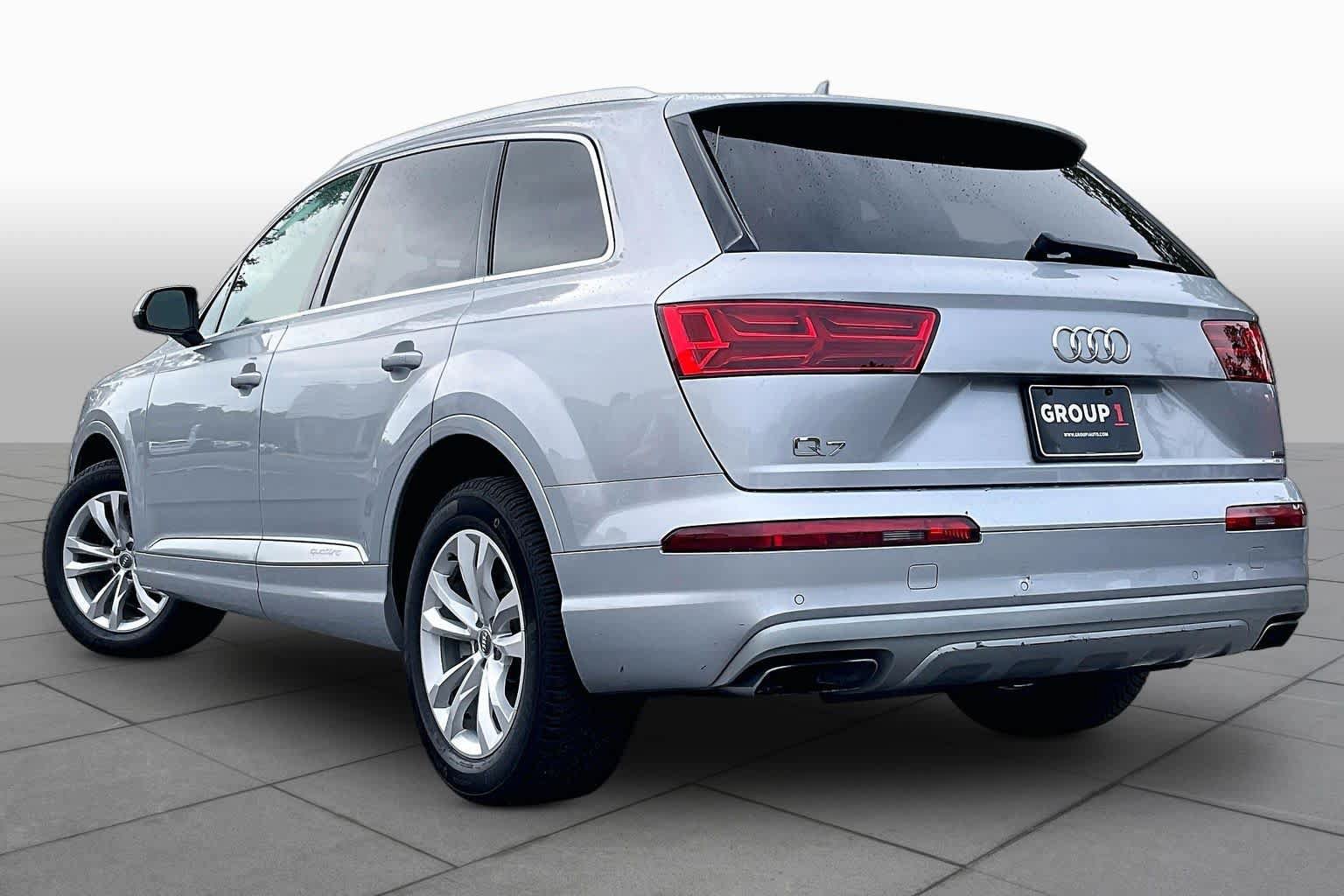 Used 2019 Audi Q7 3.0T Premium w/ Convenience Package AWD/4WD image 11