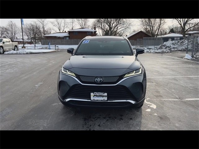 Used 2021 Toyota Venza Limited image 3