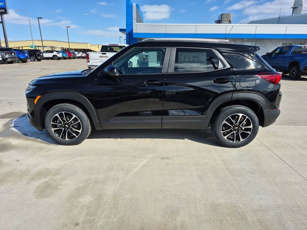 New 2026 Chevrolet TrailBlazer LT w/ Convenience Package image 2