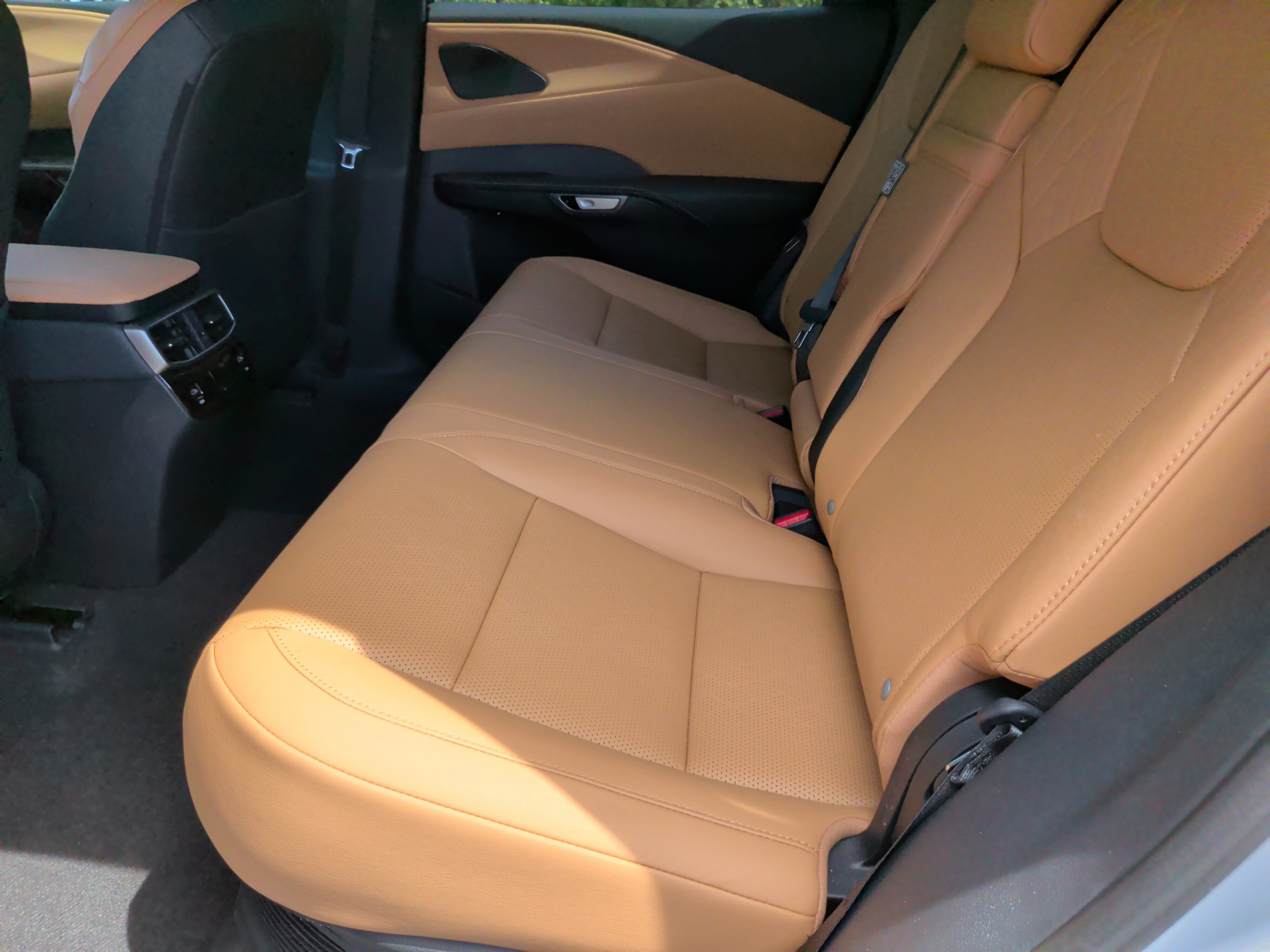 Used 2026 Lexus RX 350 w/ Convenience Package AWD/4WD image 38