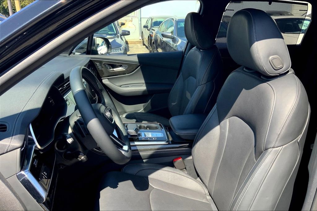 Certified 2025 Audi Q7 3.0T Prestige w/ Prestige Package image 7