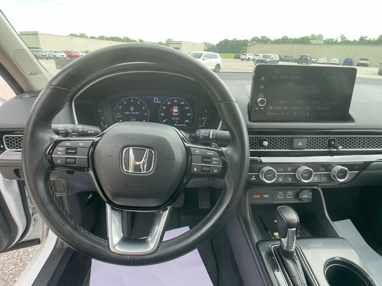 Used 2022 Honda Civic Touring image 15