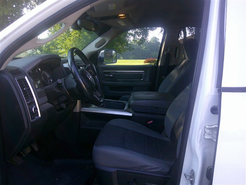 Used 2015 RAM 1500 Big Horn image 9