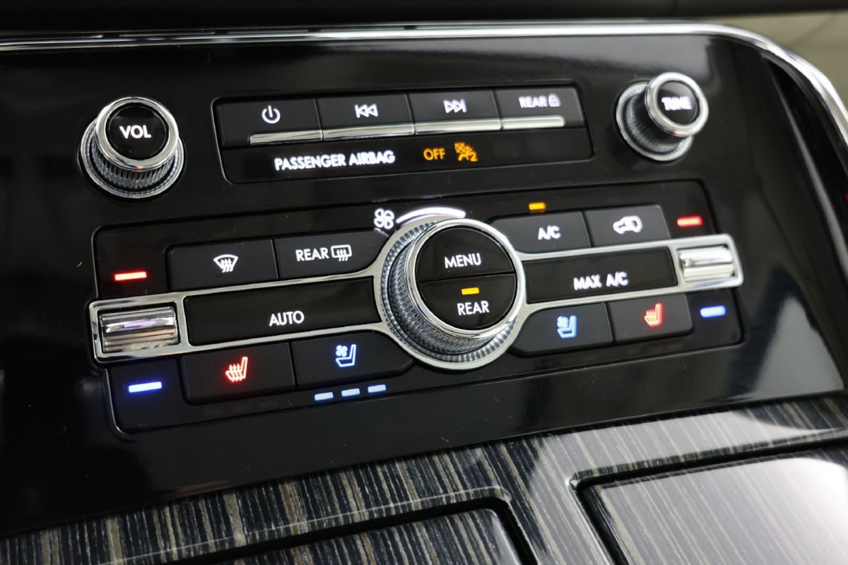 Used 2024 Lincoln Navigator Black Label AWD/4WD image 31