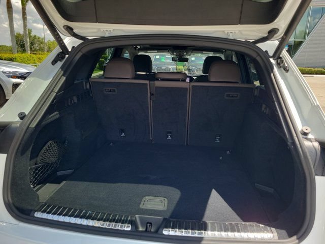 Certified 2025 Audi Q5 Premium w/ Convenience Package AWD/4WD image 8