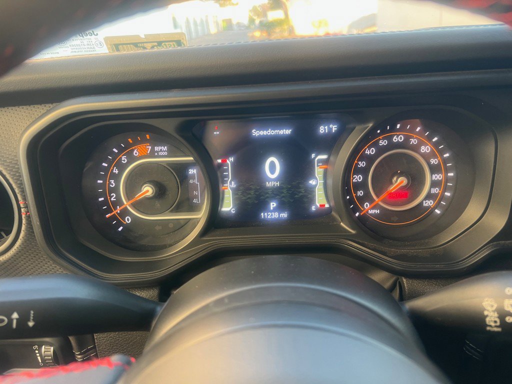 Used 2025 Jeep Wrangler Unlimited Rubicon image 17