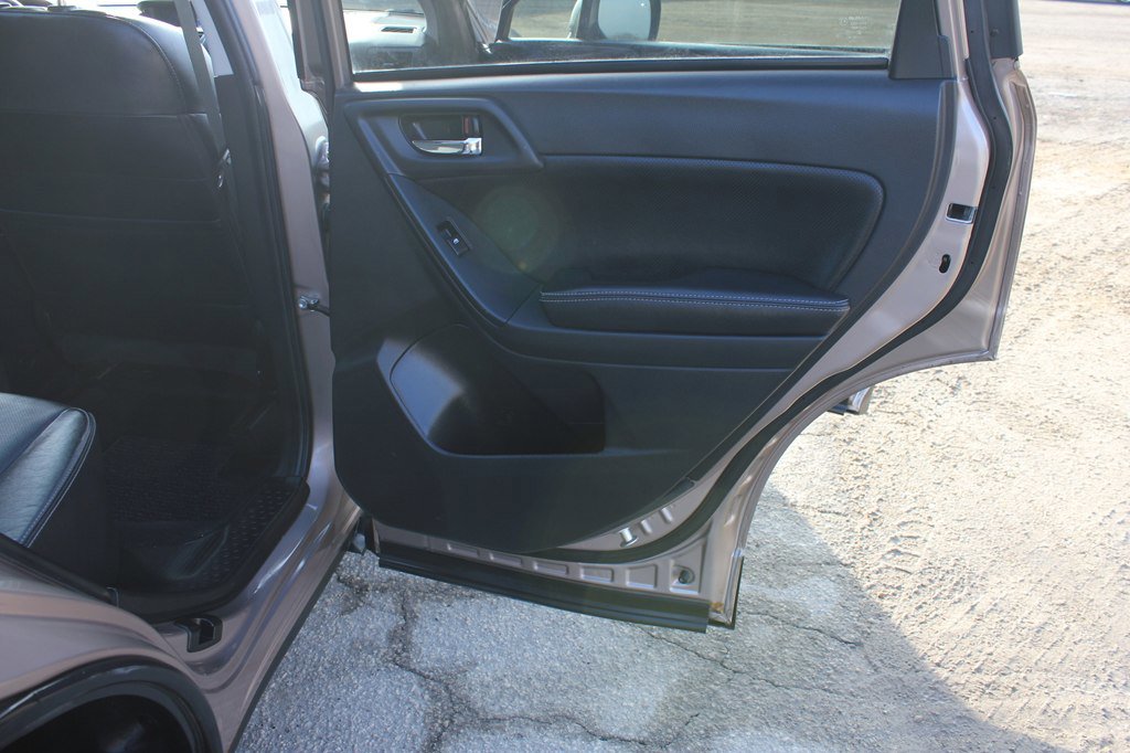 Used 2014 Subaru Forester 2.5i Limited w/ Popular Package #2 AWD/4WD image 38