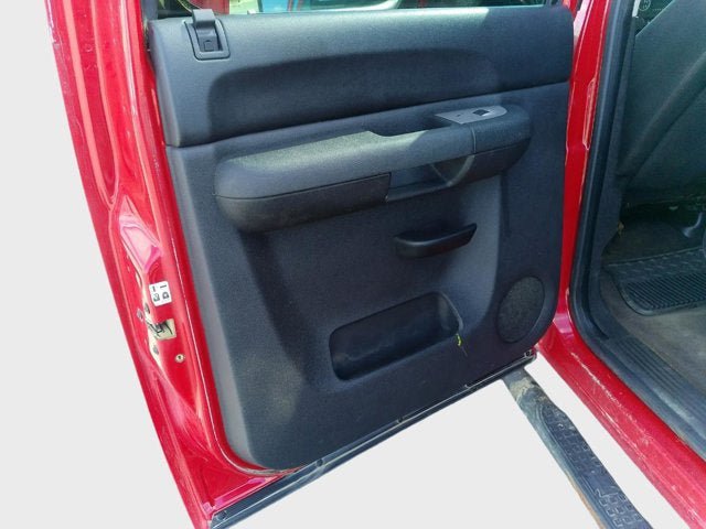 Used 2010 Chevrolet Silverado 2500 LT w/ Interior Plus Package AWD/4WD image 8
