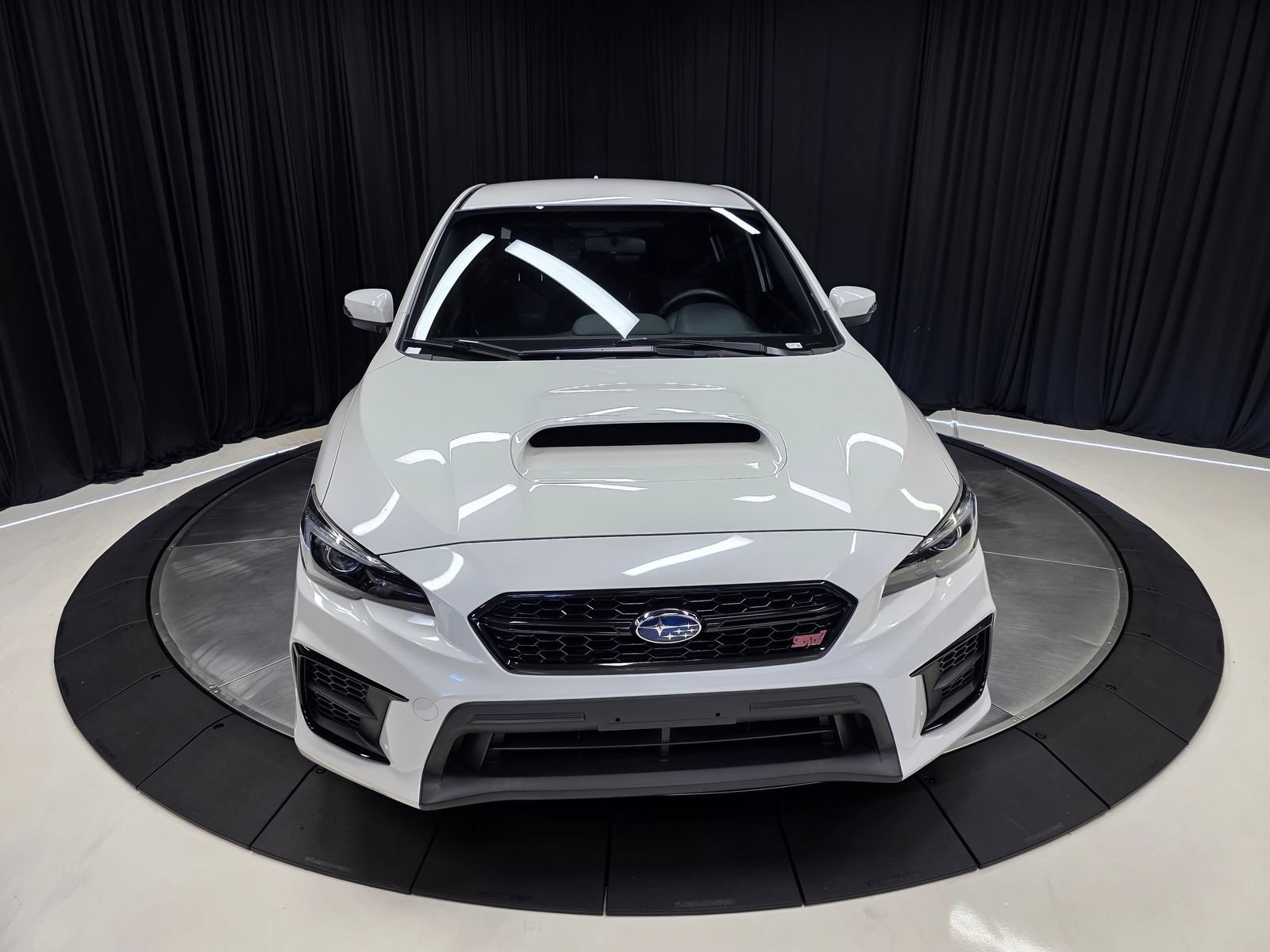 Used 2020 Subaru WRX STI AWD/4WD image 10