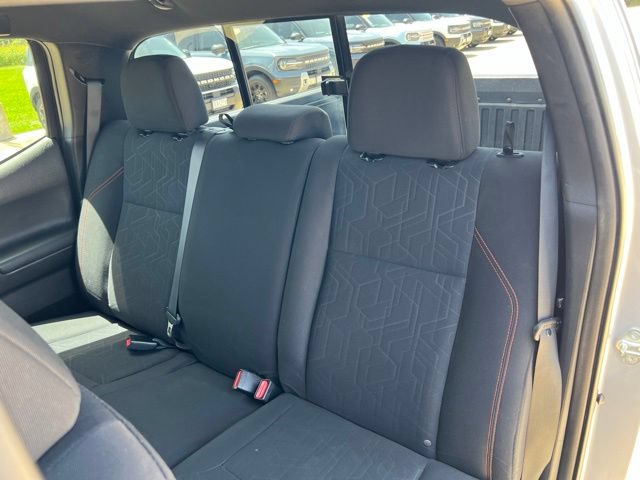 Used 2020 Toyota Tacoma TRD Off-Road AWD/4WD image 14