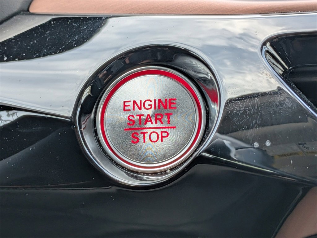 Used 2022 Acura MDX SH-AWD w/ Technology Package image 32