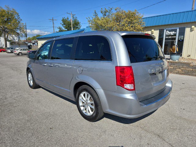 Used 2020 Dodge Grand Caravan SXT image 3
