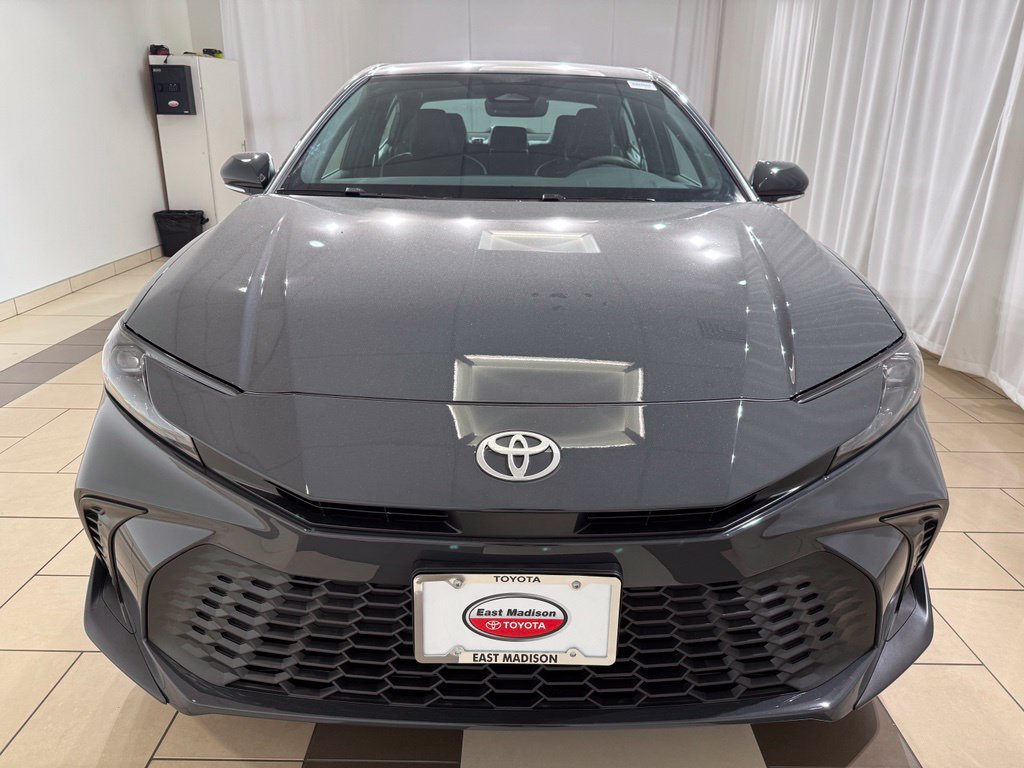 New 2027 Toyota Camry SE w/ Convenience Package FWD image 8