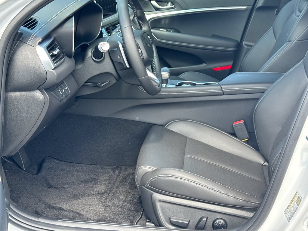 New 2026 Genesis G70 2.5T RWD image 9