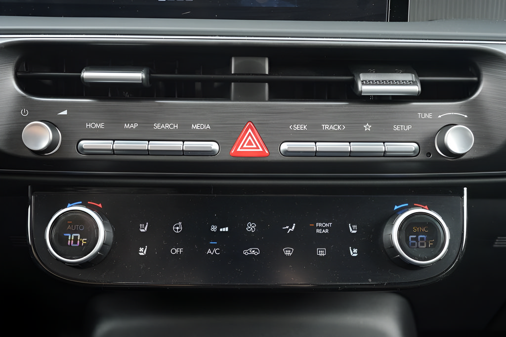 Certified 2026 Hyundai Palisade Calligraphy AWD/4WD image 42