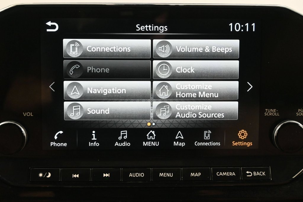 Used 2024 Nissan Pathfinder Platinum FWD image 11