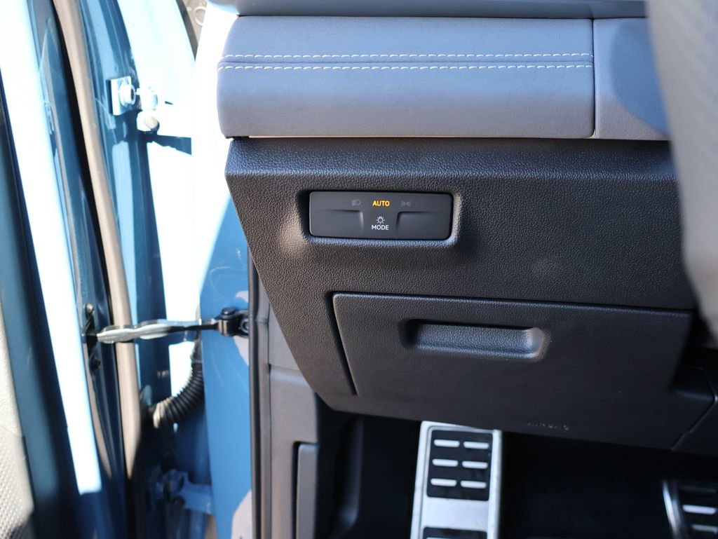 New 2026 Volkswagen Tiguan SE R-Line image 37