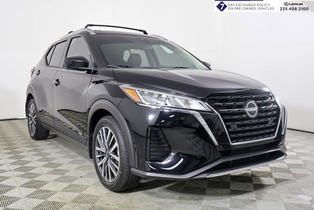 Used 2024 Nissan Kicks SV w/ Exterior Package