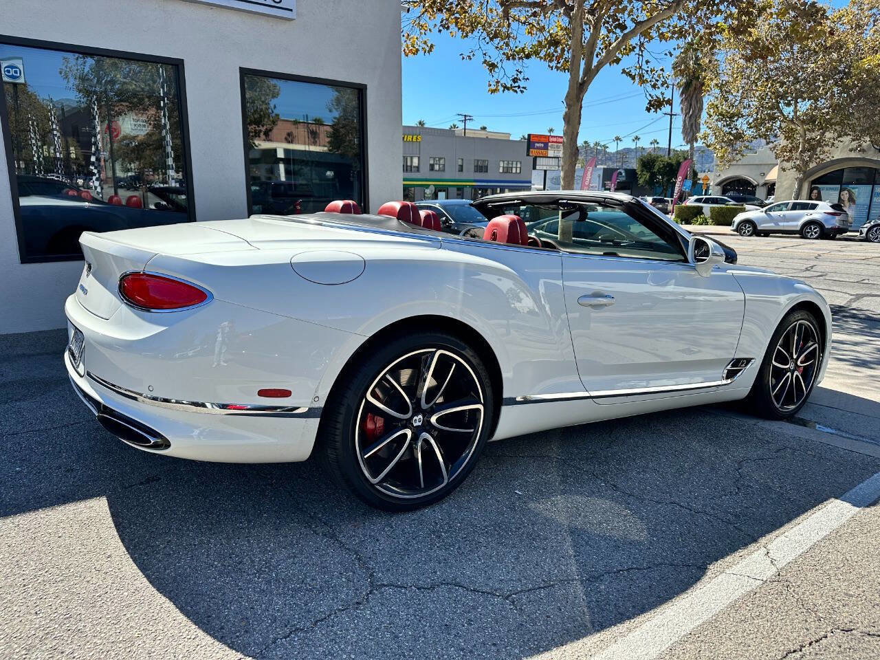 Used 2020 Bentley Continental GT image 14