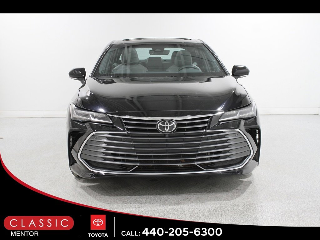 Certified 2019 Toyota Avalon Limited image 2