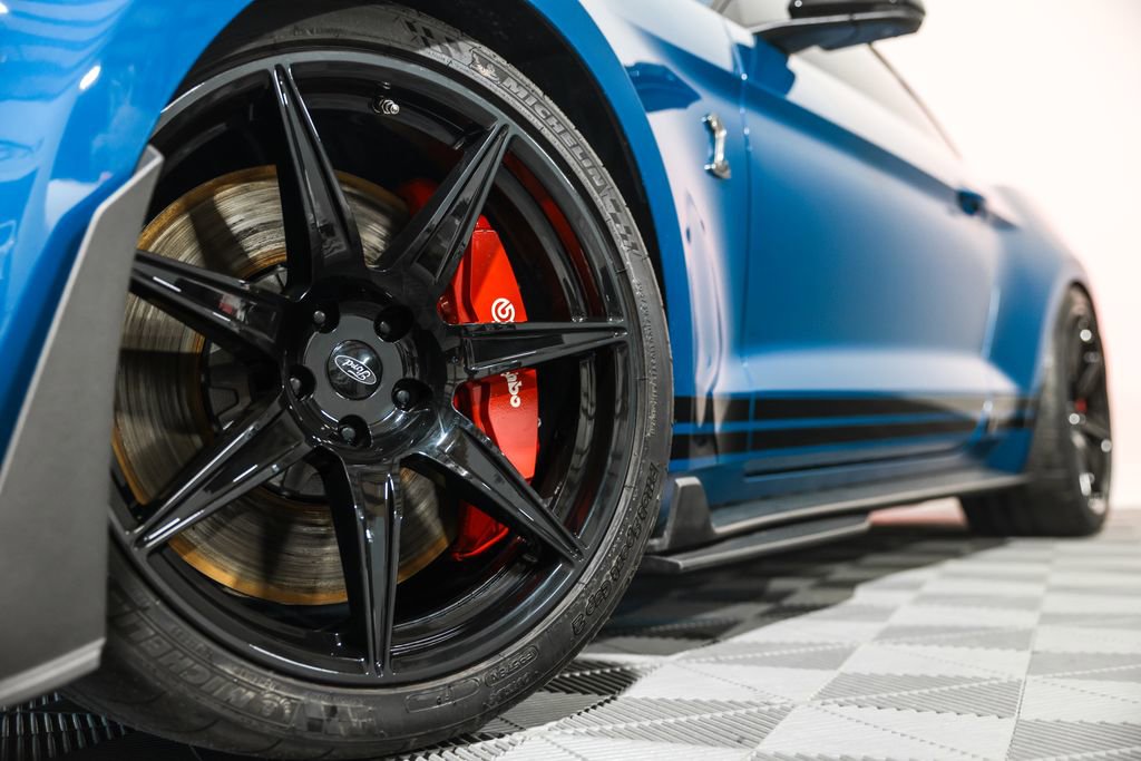 Used 2020 Ford Mustang Shelby GT500 w/ Technology Package image 11