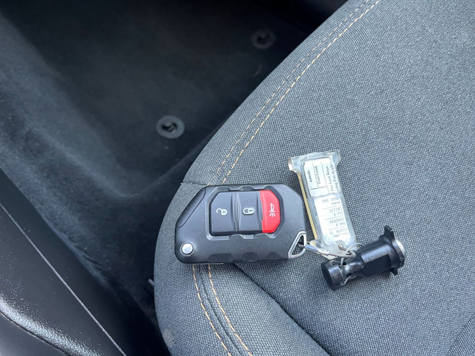 Used 2025 Jeep Wrangler Sport S AWD/4WD image 23