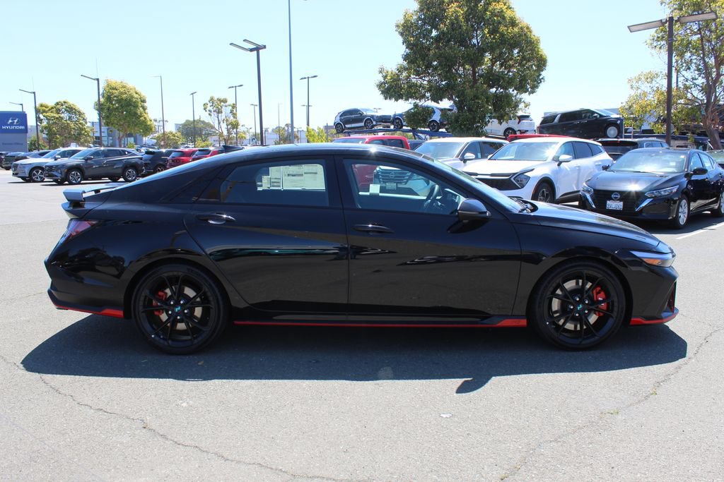 New 2026 Hyundai Elantra N FWD image 6