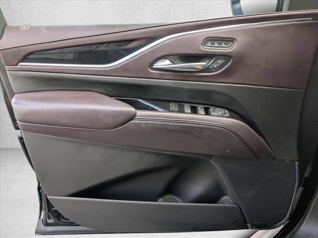 Used 2022 Cadillac Escalade Sport Platinum w/ LPO, ONYX Package AWD/4WD image 14