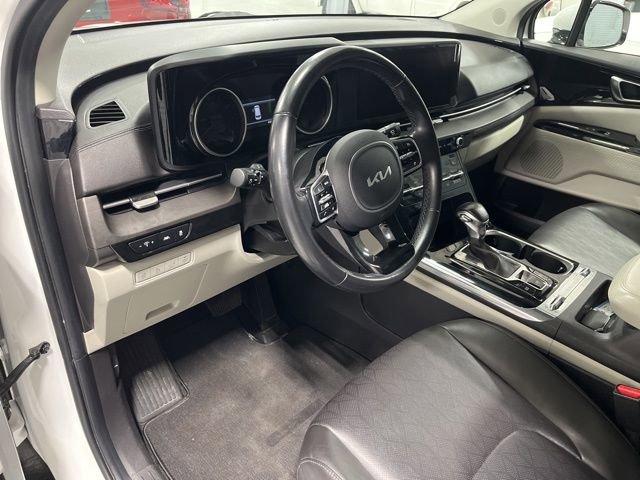 Used 2022 Kia Carnival SX image 15