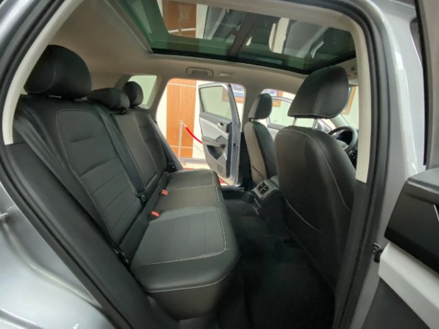 Used 2023 Volkswagen Taos SE AWD/4WD image 13