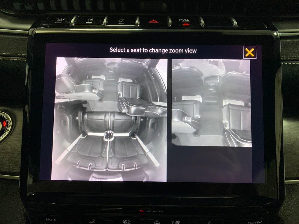 Used 2024 Jeep Grand Cherokee L Limited w/ Luxury Tech Group II image 33