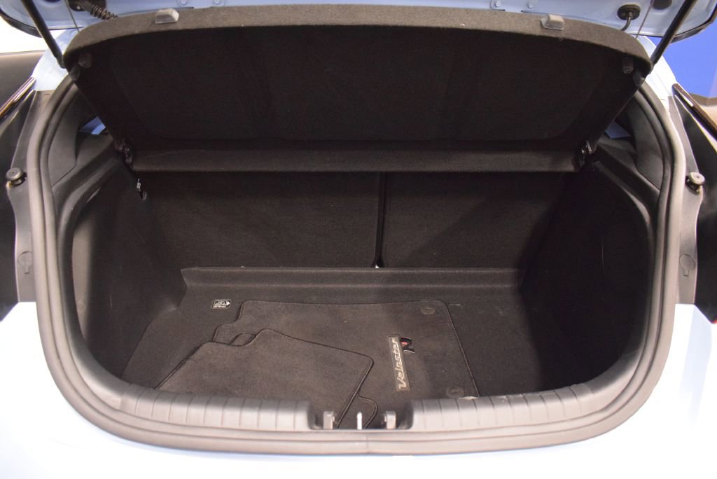 Used 2021 Hyundai Veloster N image 34