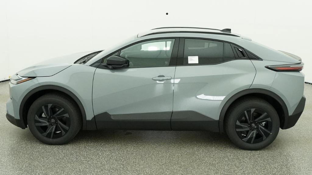 New 2026 Toyota C-HR AWD/4WD image 10