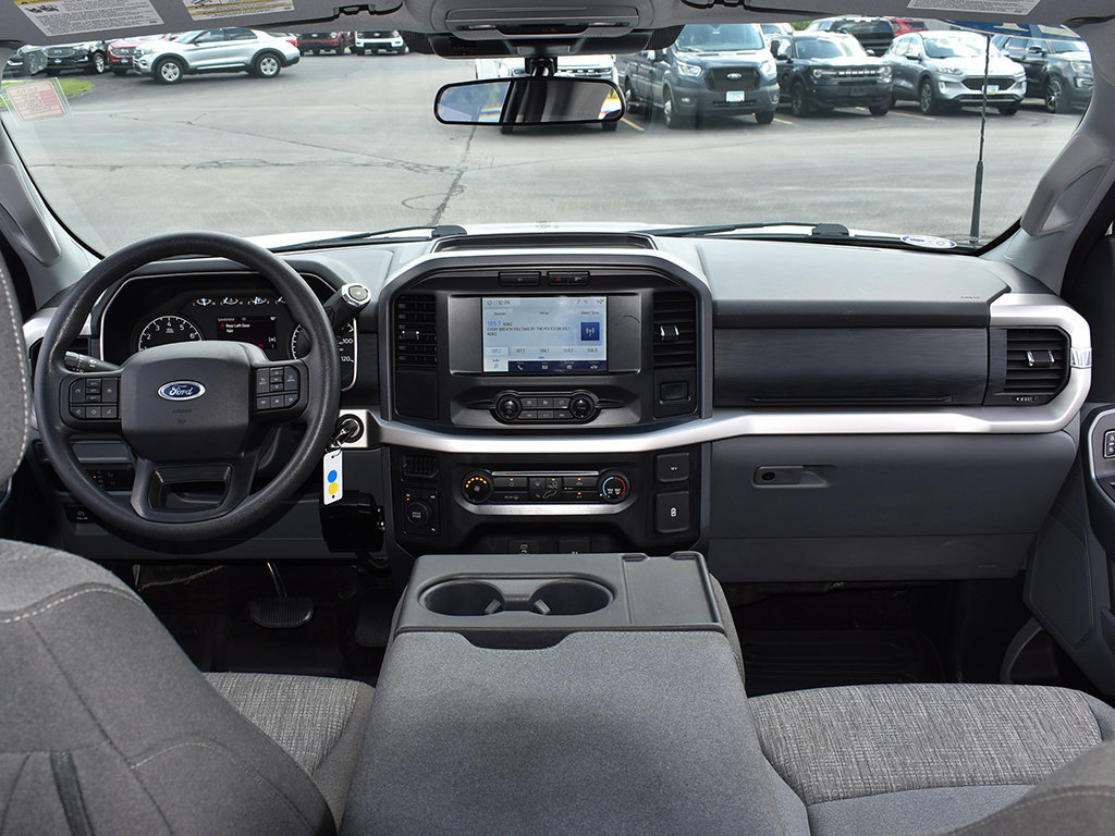 Used 2021 Ford F150 XLT AWD/4WD image 4
