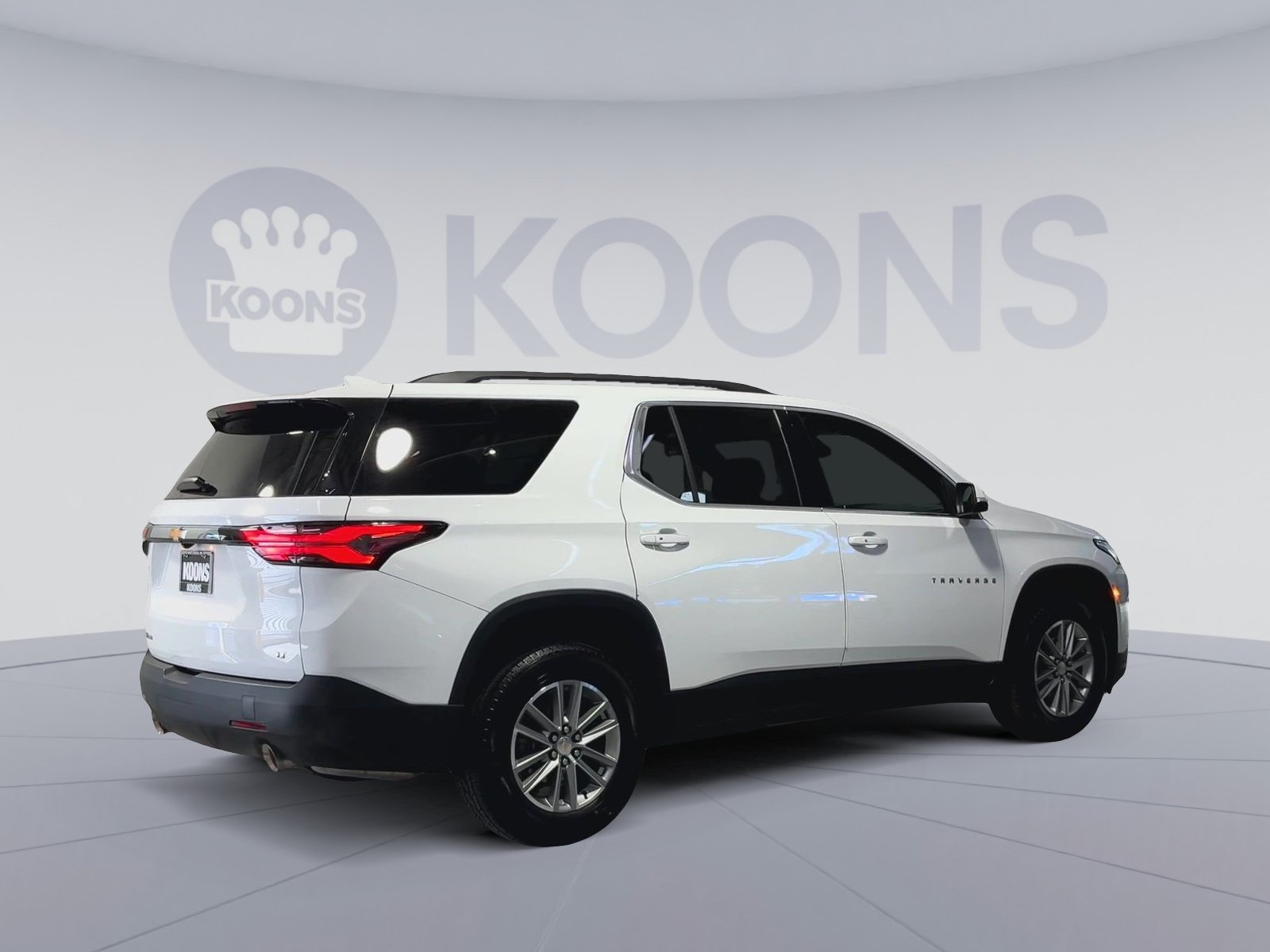 Used 2023 Chevrolet Traverse LT w/ LPO, Floor Liner Package AWD/4WD image 11