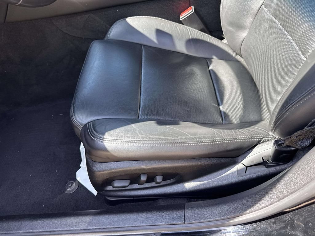 Used 2014 Cadillac CTS Luxury RWD image 28