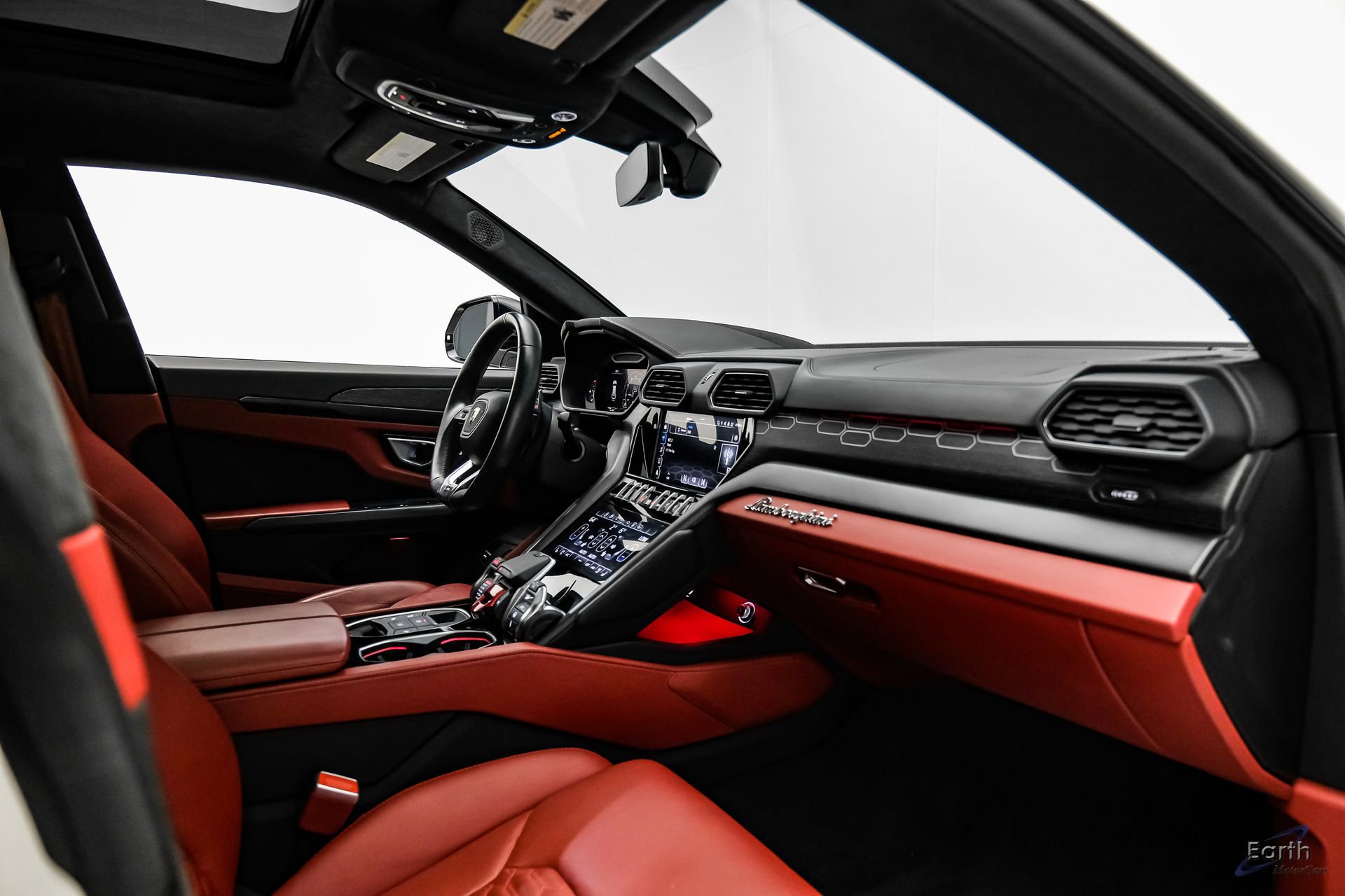 Used 2022 Lamborghini Urus AWD/4WD image 50