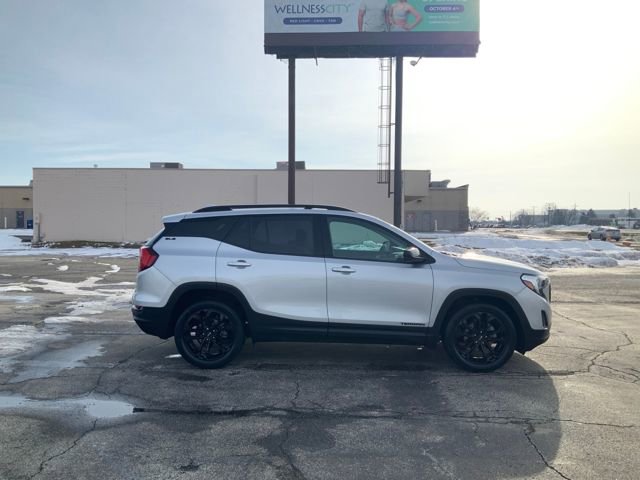 Used 2021 GMC Terrain SLE w/ Driver Convenience Package image 6