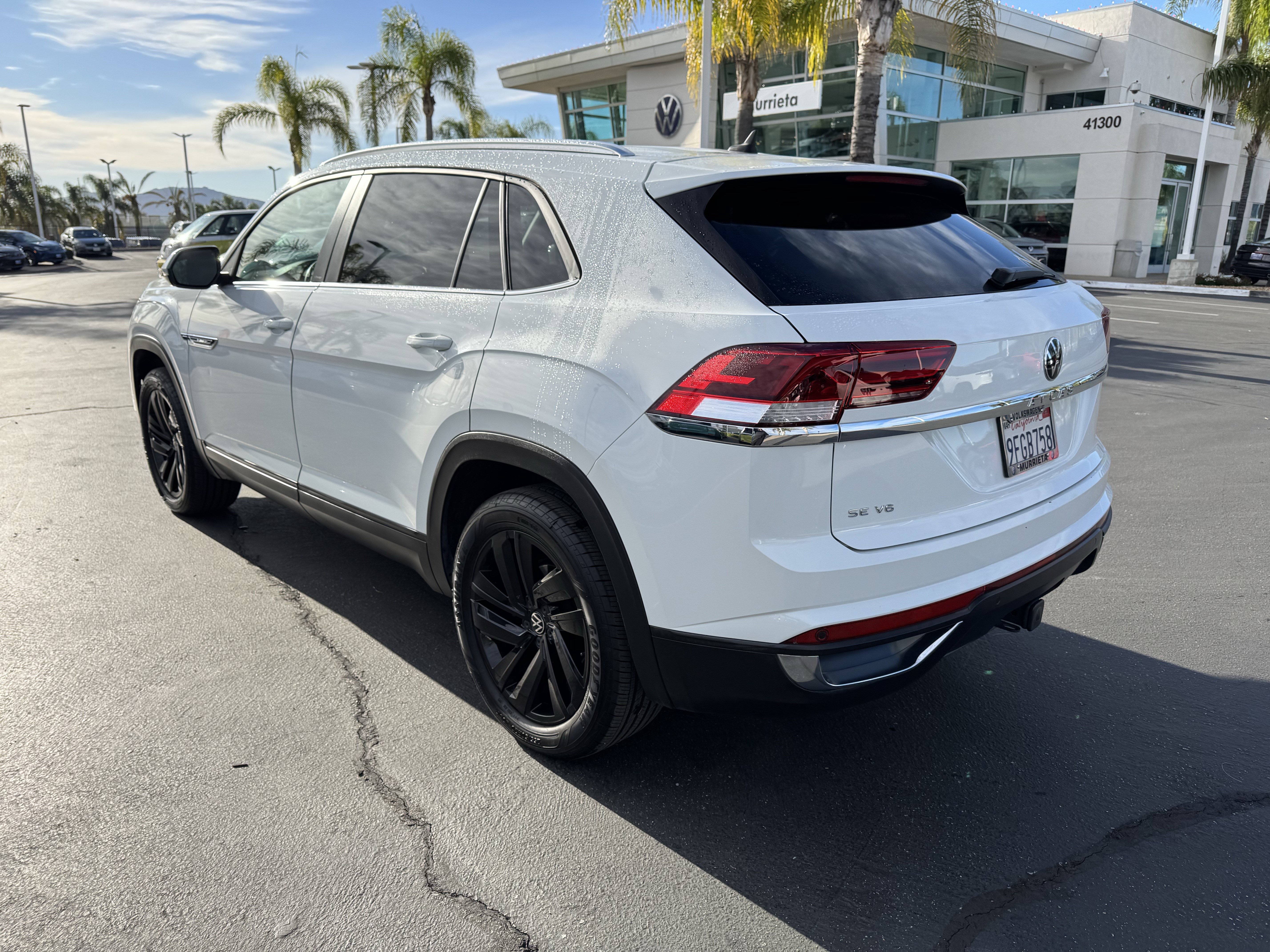 Certified 2023 Volkswagen Atlas Cross Sport SE w/ Black Wheel Package image 10