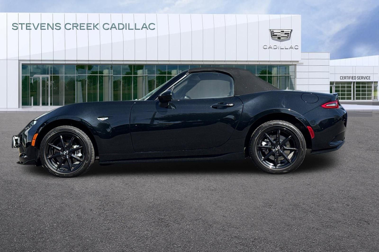 Used 2025 MAZDA MX-5 Miata Sport w/ Appearance Package image 6