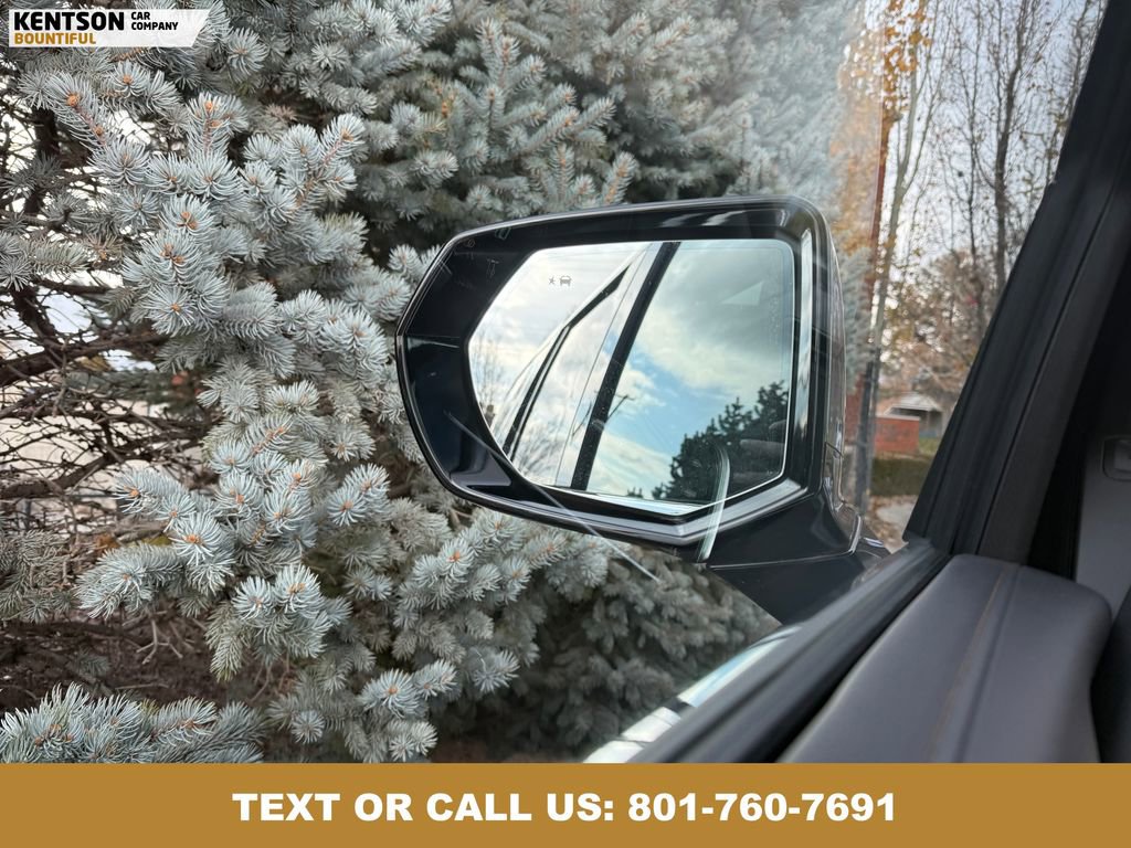 Used 2025 Chevrolet Tahoe High Country image 22