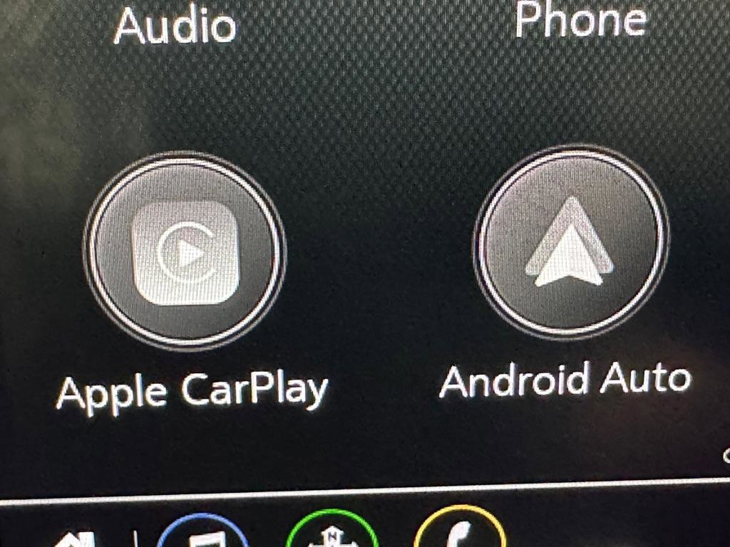 Used 2020 Chevrolet Camaro LS RWD image 18