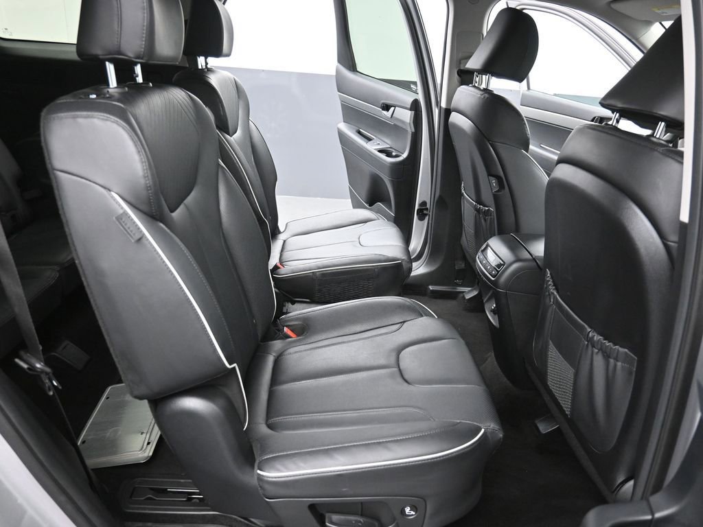 Used 2025 Hyundai Palisade SEL image 22