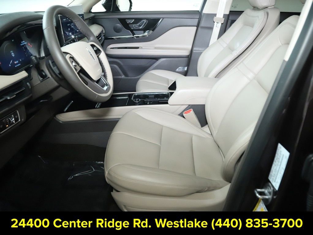 Certified 2023 Lincoln Corsair AWD image 18