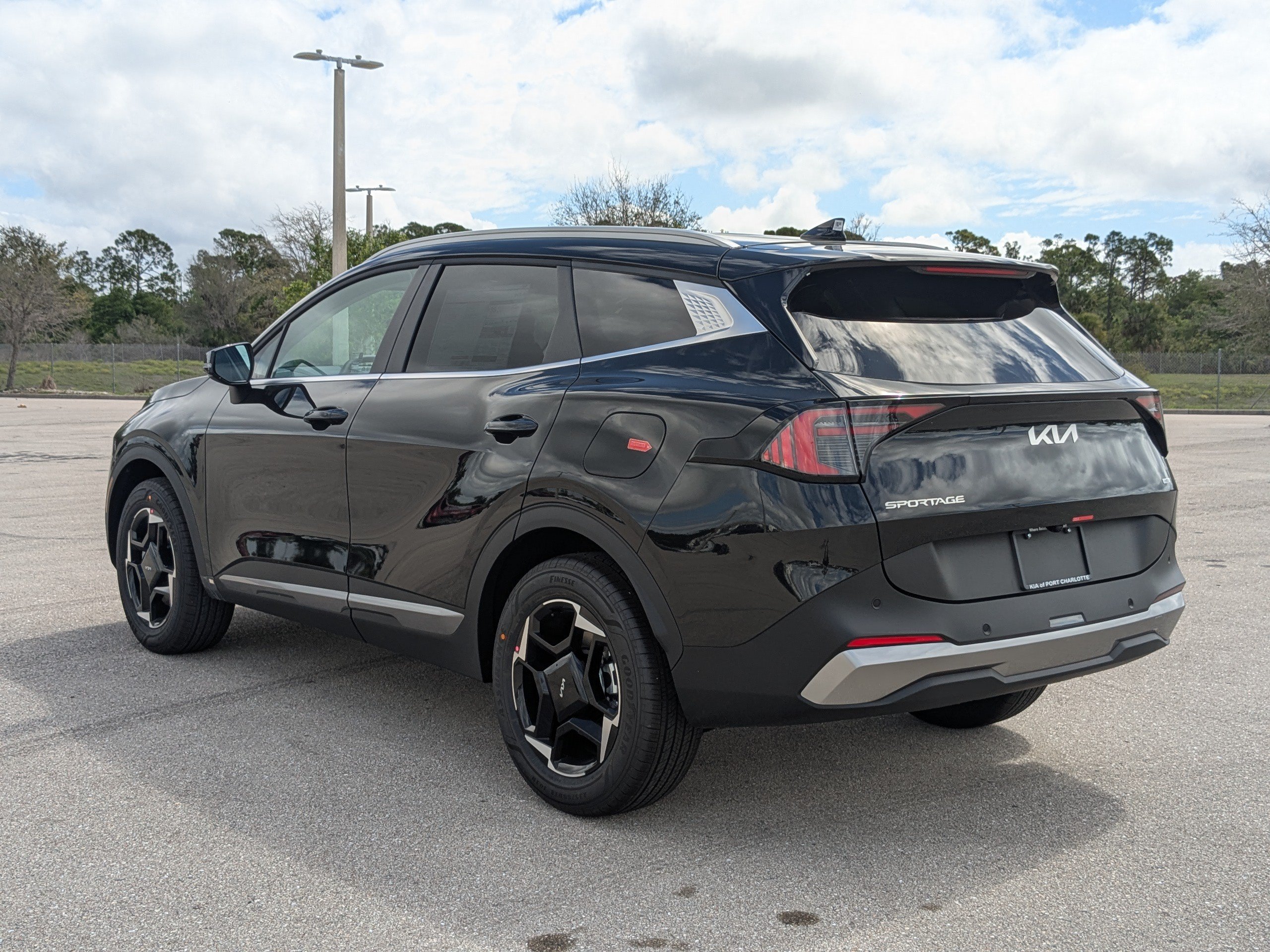 New 2026 Kia Sportage EX AWD/4WD image 7