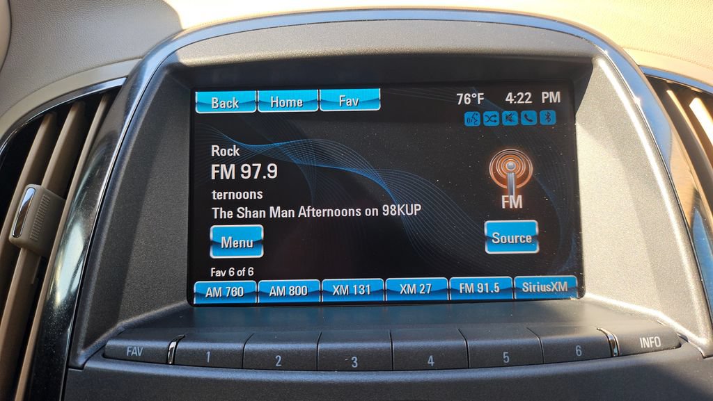 Used 2013 Buick LaCrosse Premium w/ Entertainment Package FWD image 35