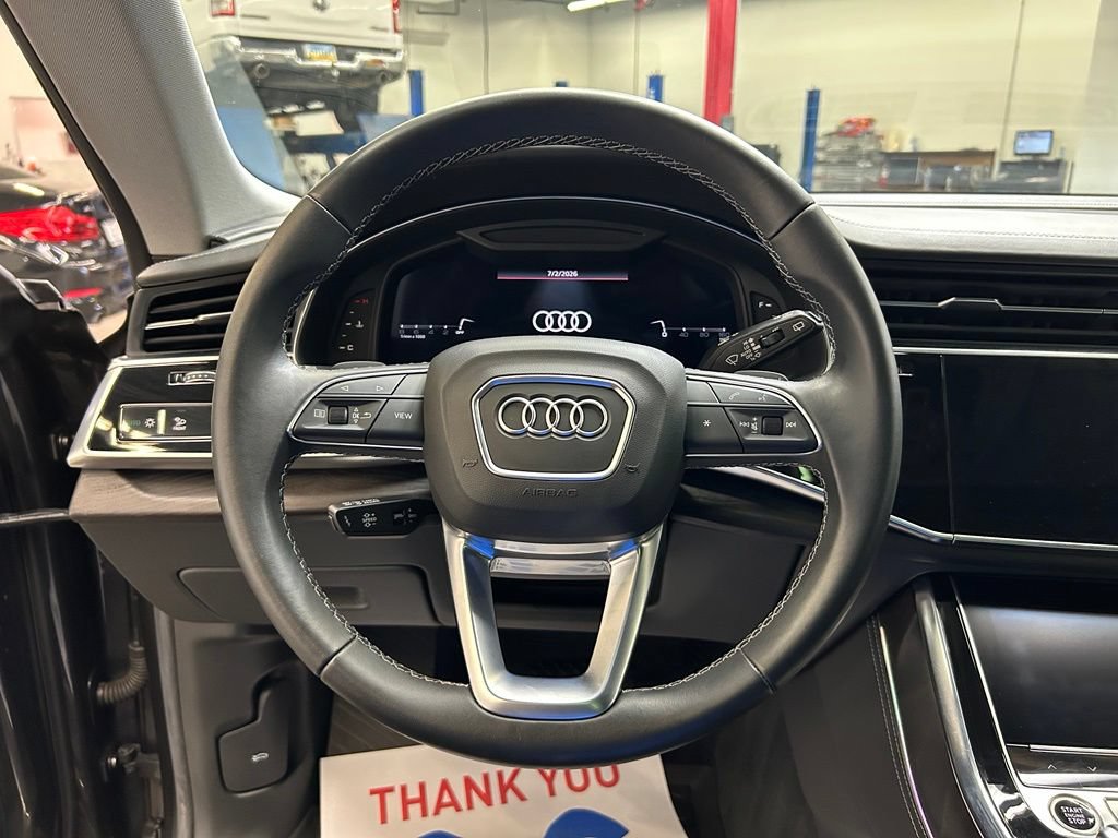 Used 2022 Audi Q8 Prestige AWD/4WD image 27