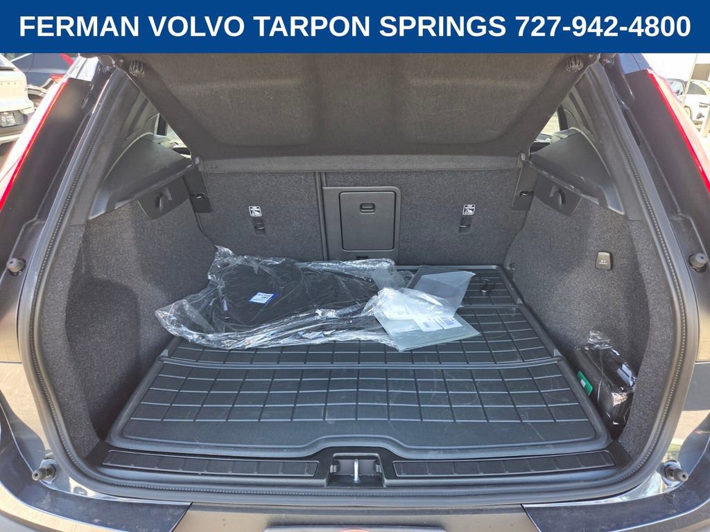 New 2026 Volvo XC40 B4 Plus w/ Protection Package Premier image 18