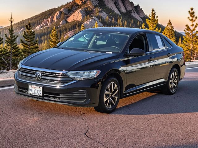 Used 2024 Volkswagen Jetta S FWD image 4